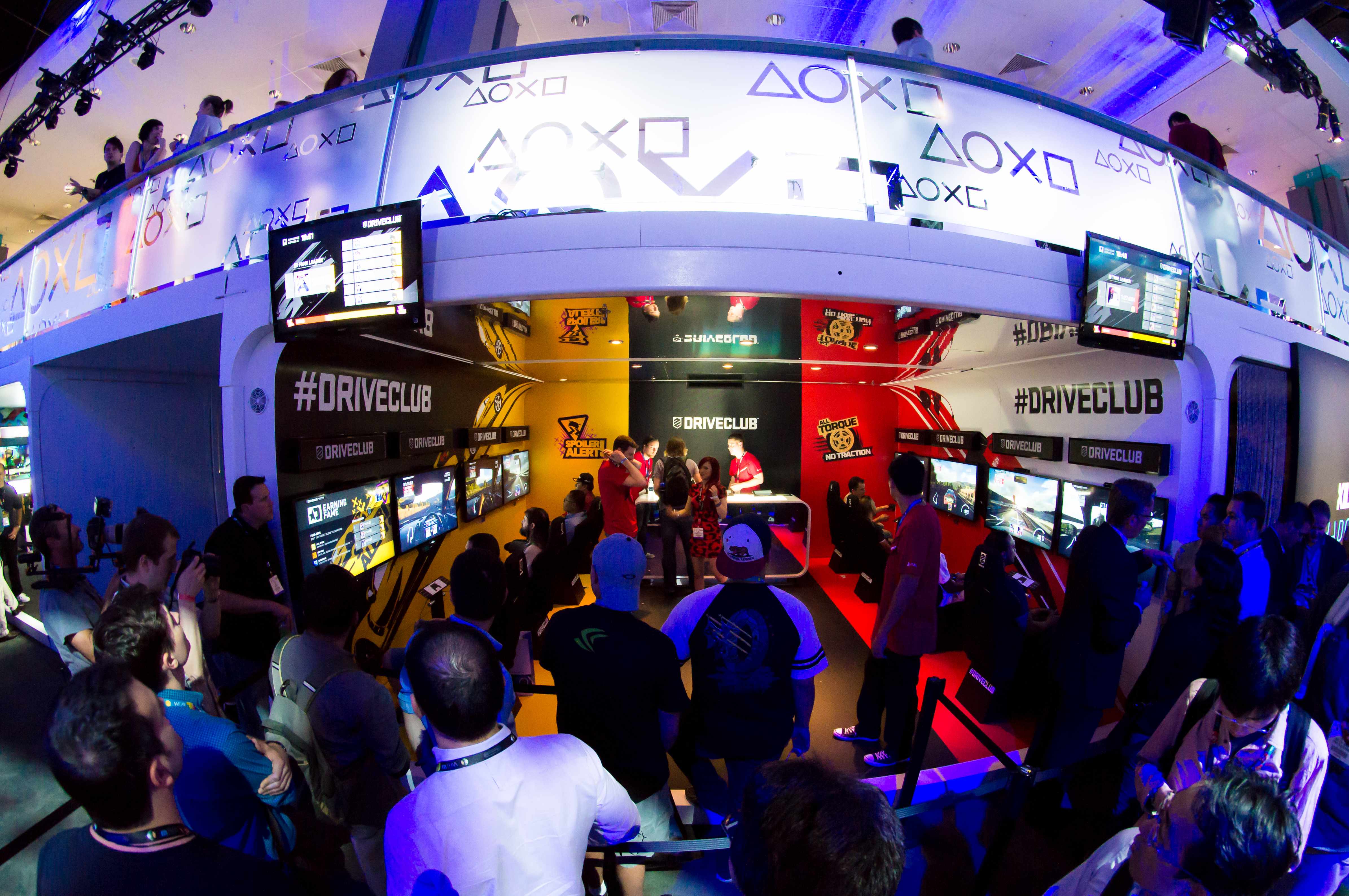 Обложка гоночной игры Driveclub на PlayStation