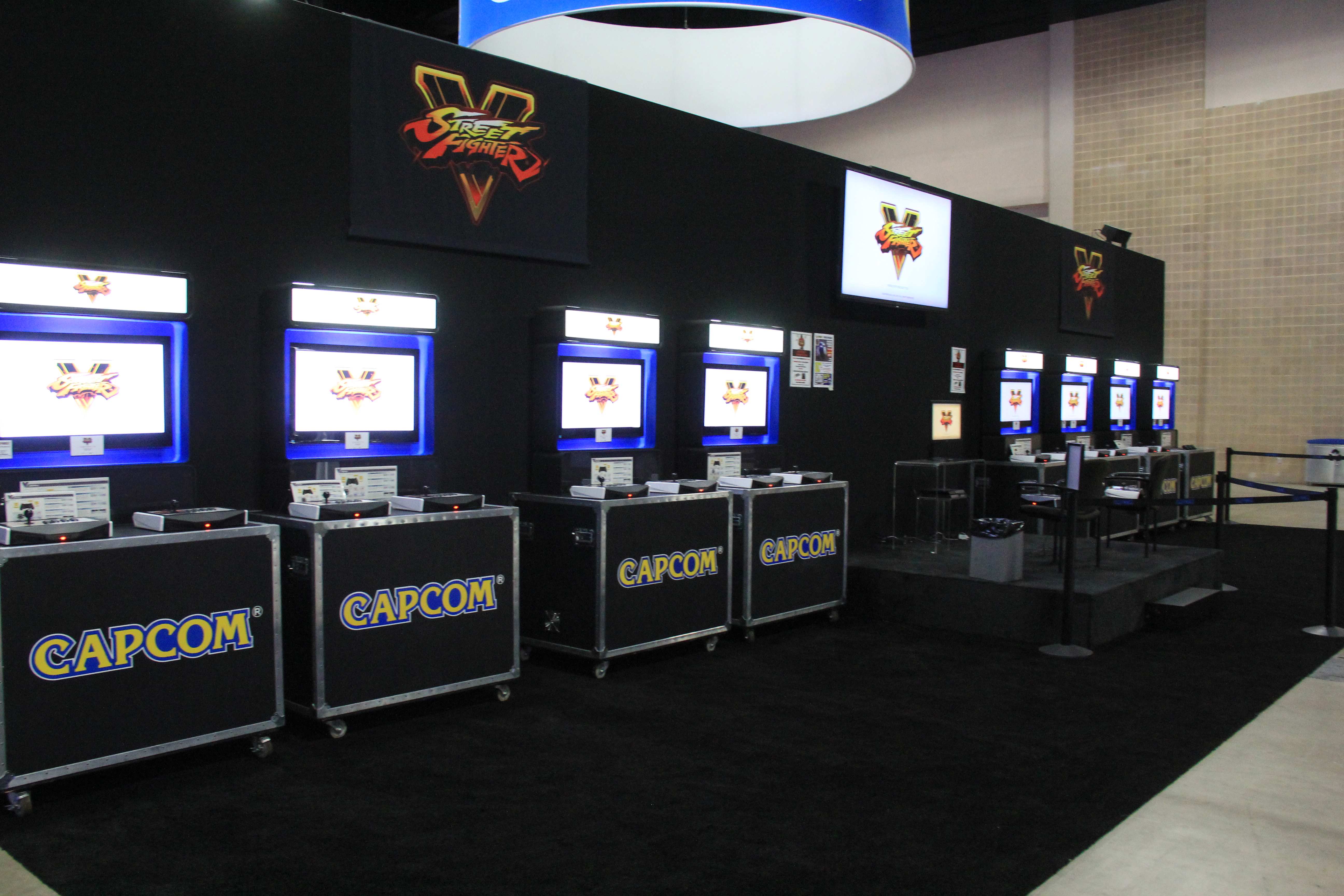 Игровые станции Street Fighter V на PAX South 2016